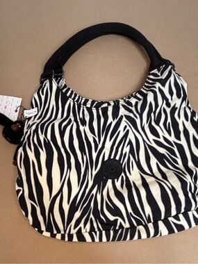 🦓 Kipling Black & White Zebra-Print Shoulder Bag